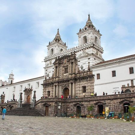 Hotel La Cierva De San Marcos Quito Exterior photo